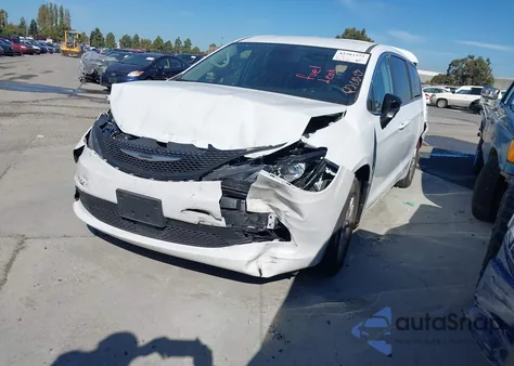 2024 Chrysler Voyager Lx из США, поврежденный, VIN 2C4RC1CG1RR194019